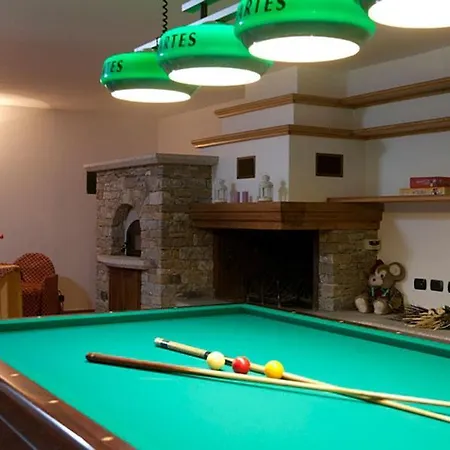 Vignola Sleeps 14 With Pool Villa *